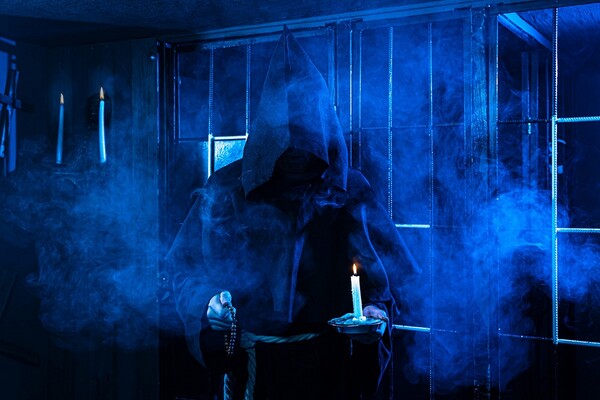 Фотография перформанса «Одержимый»