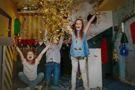 Квест «Секретная фабрика миньонов. Kids» от Квеструм