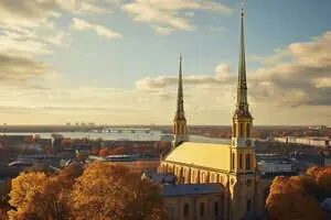 Фантастические фасады и дворы Петроградки: прогулка от Петроградской до Спортивной