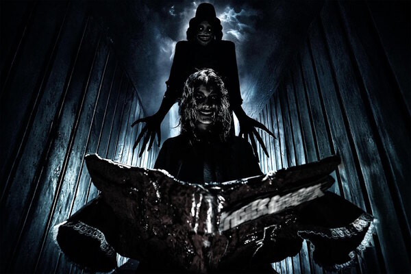 Фотография перформанса «Babadook»