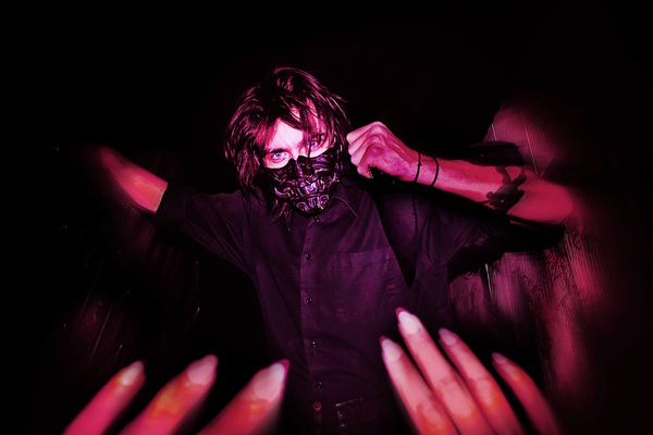 Фотография перформанса «Конвейер смерти»