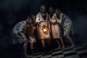 Фотография перформанса Приют от компании Паранойя (Фото 1)