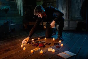 Фотография ролевого квеста Дело о черной мессе от компании Взаперти (Фото 4)