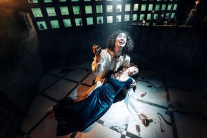 Фотография квеста Алкогольный квест "Чумная аптека" от компании Взаперти (Фото 2)