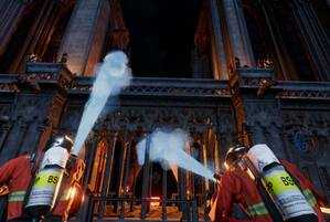 Фотография VR-квеста Save Notre-Dame on Fire от компании Mir VR (Фото 5)