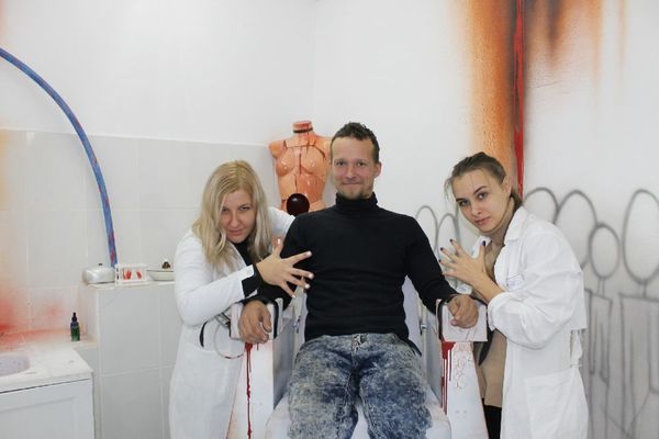 Команда «Мир Квестов» в квесте Психбольница "Аркхэм"