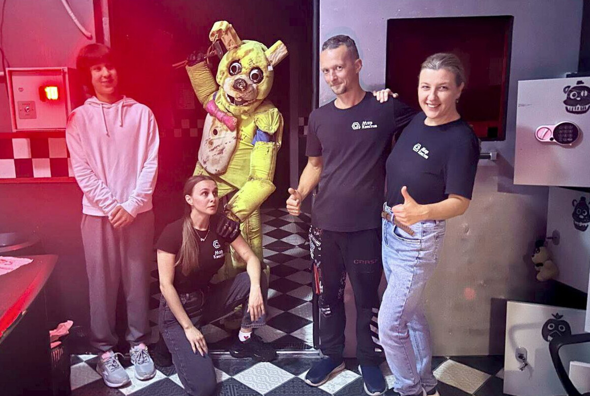 Рецензия от Мир Квестов на Five Nights at Freddy's
